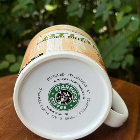 Starbucks Atlanta city-themed coffee mug - Picture 4 of 6